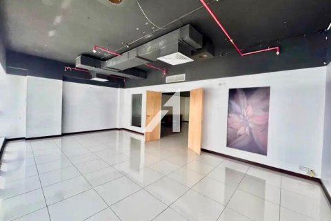Oficina en Dubai, 75 m², № 69063 - foto 2