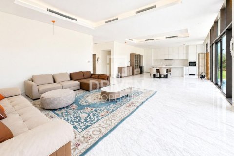 Villa in District One, Mohammed Bin Rashid City, Dubai 5 bedrooms, 748.89 sq.m. № 134389 - photo 11