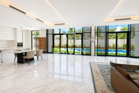 Villa in District One, Mohammed Bin Rashid City, Dubai 5 bedrooms, 748.89 sq.m. № 134389 - photo 16