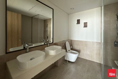 Apartment in Al Kifaf, Dubai 3 bedrooms, 181.7 sq.m. № 93678 - photo 14