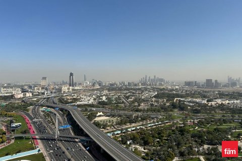 Apartment in Al Kifaf, Dubai 3 bedrooms, 181.7 sq.m. № 93678 - photo 6