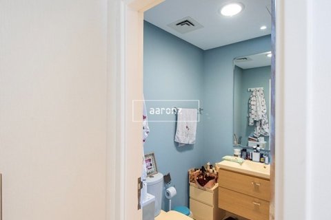Apartment in Dubai 2 bedrooms, 178 sq.m. № 20983 - photo 9