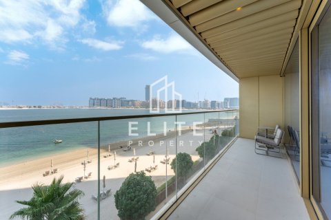 Apartment in EMAAR Beachfront, Dubai Harbour, Dubai 2 bedrooms, 130 sq.m. № 121238 - photo 12