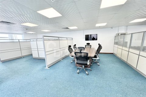 Office in Jumeirah Lake Towers, Dubai 1 room, 129.2 sq.m. № 6451 - photo 9