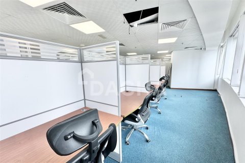 Office in Jumeirah Lake Towers, Dubai 1 room, 129.2 sq.m. № 6451 - photo 19