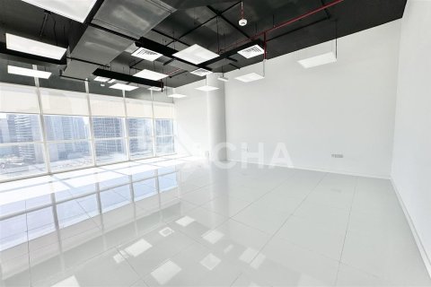 Снять в аренду офис в B2B Tower, Бизнес-Бэй, Дубай: 1 комната, 59.1м², № 6448 - фото 2