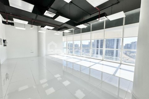 Снять в аренду офис в B2B Tower, Бизнес-Бэй, Дубай: 1 комната, 59.1м², № 6448 - фото 9