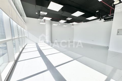 Снять в аренду офис в B2B Tower, Бизнес-Бэй, Дубай: 1 комната, 59.1м², № 6448 - фото 1