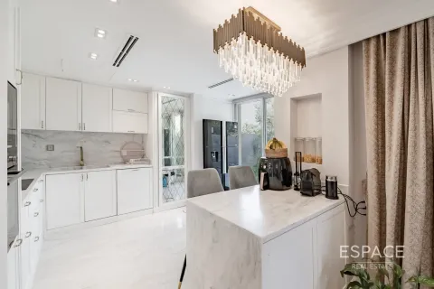 Villa in Springs 4, The Springs, Dubai 4 bedrooms, 228 sq.m. № 72434 - photo 5