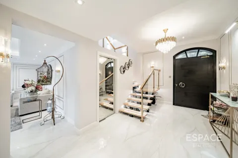 Villa in Springs 4, The Springs, Dubai 4 bedrooms, 228 sq.m. № 72434 - photo 7