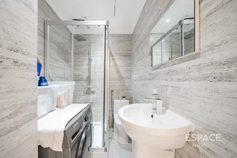 Villa in Springs 4, The Springs, Dubai 4 bedrooms, 228 sq.m. № 72434 - photo 12