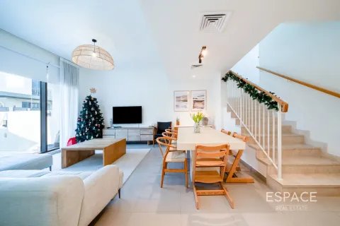 Купить виллу в Дубай Хилс Эстейт, Дубай: 3 спальни, 211м², № 72436 - фото 4