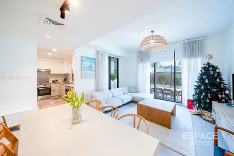 Купить виллу в Дубай Хилс Эстейт, Дубай: 3 спальни, 211м², № 72436 - фото 3