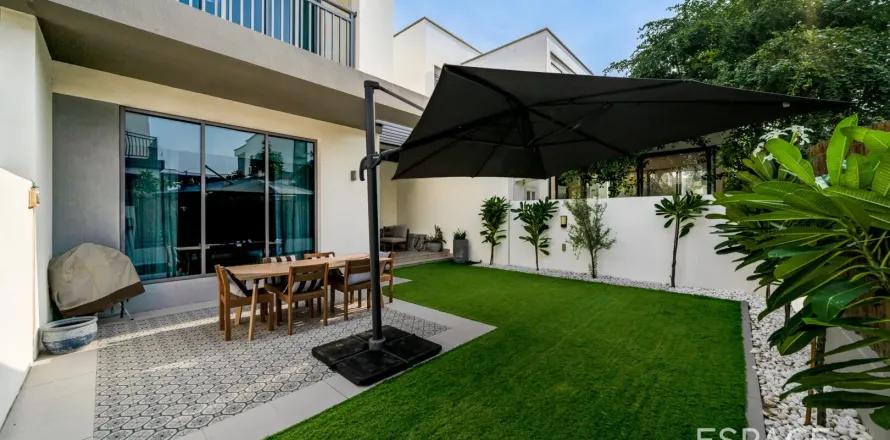 Villa en Dubai Hills Estate, Dubai, 3 dormitorios, 211 m², № 72436