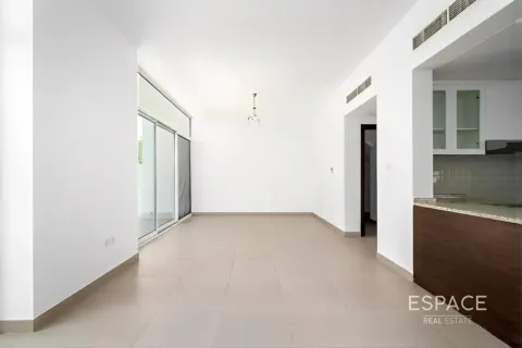 Adosado en Mudon, Dubai, 3 dormitorios, 216 m², № 72440 - foto 3
