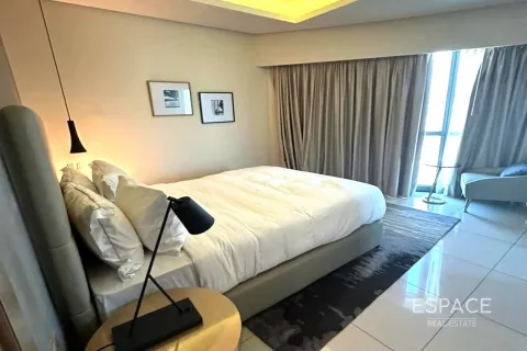 Apartment in Business Bay, Dubai 3 bedrooms, 162 sq.m. № 72438 - photo 8