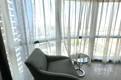 Apartment in Business Bay, Dubai 3 bedrooms, 162 sq.m. № 72438 - photo 11