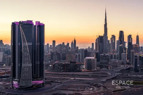 Apartment in Business Bay, Dubai 3 bedrooms, 162 sq.m. № 72438 - photo 1