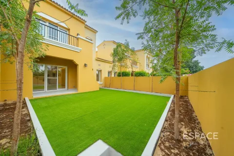 Купить виллу в Арабиан Ранчес, Дубай: 3 спальни, 175м², № 72437 - фото 19