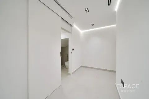 Купить виллу в Арабиан Ранчес, Дубай: 3 спальни, 175м², № 72437 - фото 16