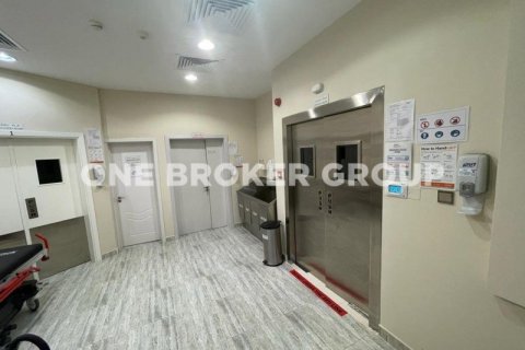 Купить здание в Джумейре, Дубай: 984.8м², № 557 - фото 4