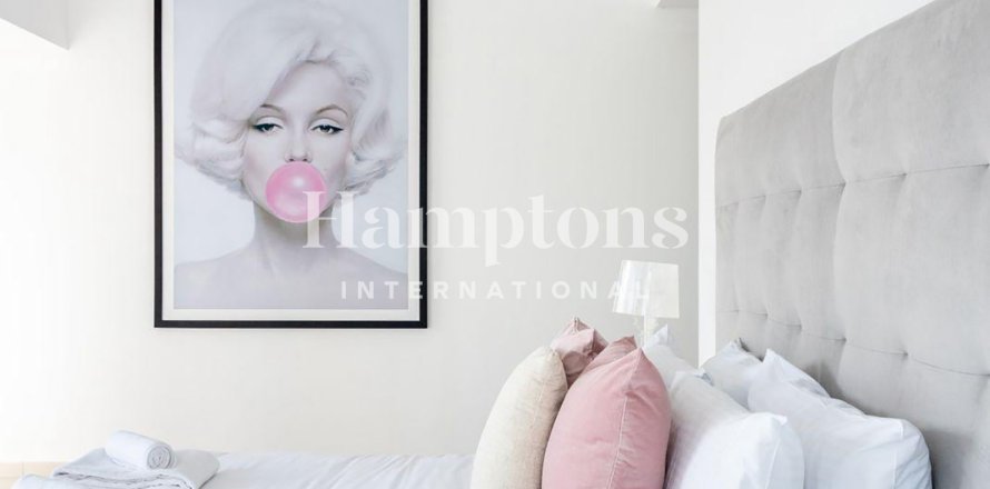 Apartment in Cayan Tower, Dubai Marina, Dubai 2 bedrooms, 141.305 sq.m. № 63628