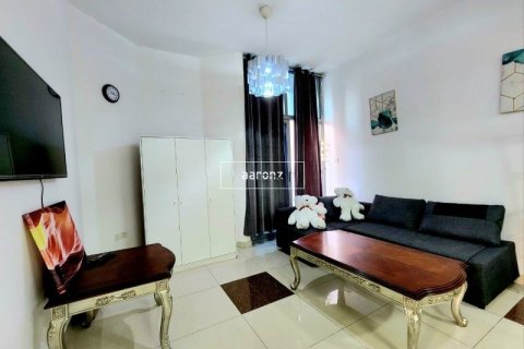 Apartment in Dubai Marina, Dubai 2 bedrooms, 70.5 sq.m. № 10674 - photo 3