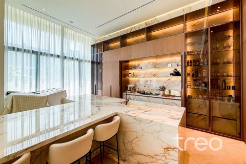 Villa en Jumeirah Park, Dubai, 7 dormitorios, 836.13 m², № 139898 - foto 15