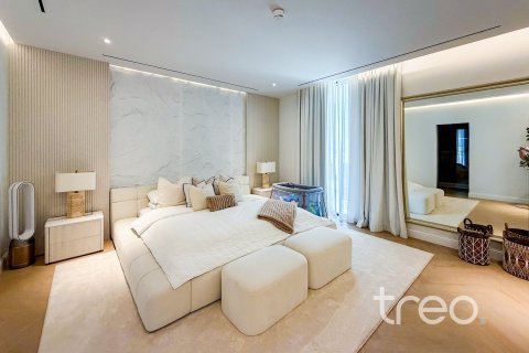 Villa en Jumeirah Park, Dubai, 7 dormitorios, 836.13 m², № 139898 - foto 29