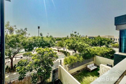 Villa in Dubai Hills Estate, Dubai 4 bedrooms, 221.8 sq.m. № 46508 - photo 13