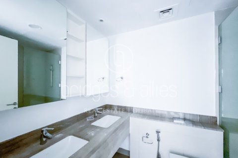 Villa in Dubai Hills Estate, Dubai 4 bedrooms, 221.8 sq.m. № 46508 - photo 6