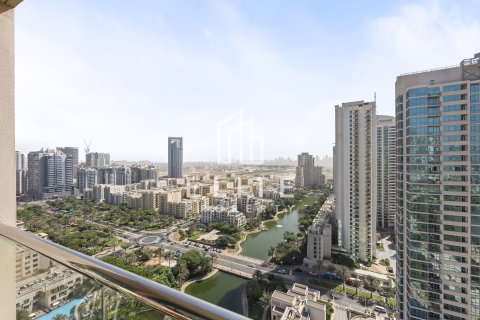 Appartement à Golf Towers, The Views, Dubai, 2 chambres, 131 m², № 121213 - photo 24