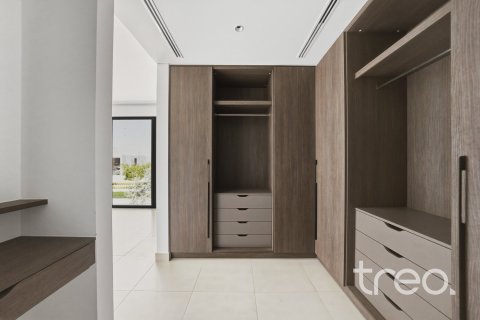 Снять в аренду виллу в Aura, Tilal Al Ghaf, Дубай: 4 спальни, 316.89м², № 119770 - фото 17