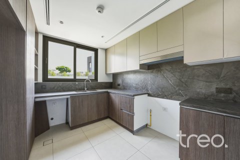 Снять в аренду виллу в Aura, Tilal Al Ghaf, Дубай: 4 спальни, 316.89м², № 119770 - фото 6