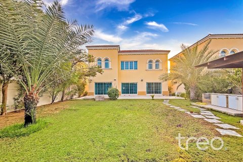 Villa in Legacy, Jumeirah Park, Dubai 4 bedrooms, 314.01 sq.m. № 119766 - photo 29