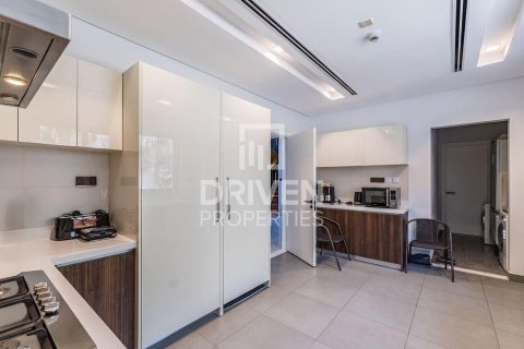 Villa in District One, Mohammed Bin Rashid City, Dubai 5 bedrooms, 961.45 sq.m. № 126811 - photo 17