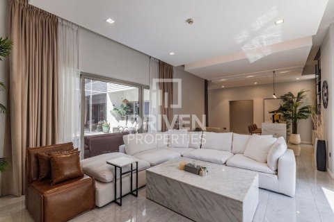Villa in District One, Mohammed Bin Rashid City, Dubai 5 bedrooms, 961.45 sq.m. № 126811 - photo 4