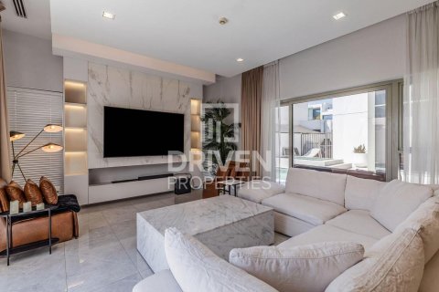 Villa in District One, Mohammed Bin Rashid City, Dubai 5 bedrooms, 961.45 sq.m. № 126811 - photo 15