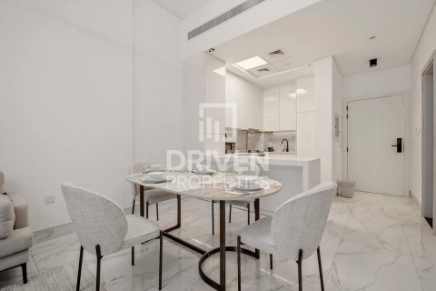 Apartment in Jumeirah Village Circle, Dubai 1 bedroom, 92.62 sq.m. № 135477 - photo 12