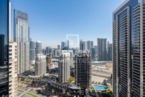 Appartement à Opera District, Downtown Dubai (Downtown Burj Dubai), Dubai, 2 chambres, 112.78 m², № 135483 - photo 16