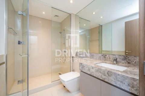 Appartement à Opera District, Downtown Dubai (Downtown Burj Dubai), Dubai, 2 chambres, 112.78 m², № 135483 - photo 4