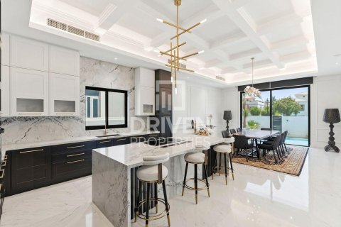 Villa en Hacienda, The Villa, Dubai, 6 dormitorios, 836.13 m², № 128305 - foto 9