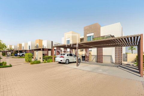 Apartamento en EMAAR South, Dubai South (Dubai World Central), Dubai, 3 dormitorios, 250.37 m², № 128303 - foto 20