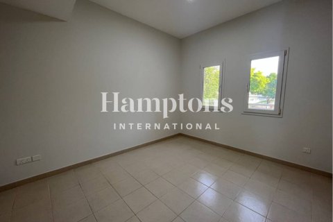 Villa in Meadows 1, Meadows, Dubai 5 bedrooms, 353.49591500 sq.m. № 63698 - photo 11