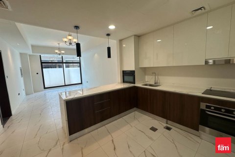 Villa en Dubai, 4 dormitorios, 293.8 m², № 109846 - foto 13