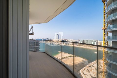 Apartment in EMAAR Beachfront, Dubai Harbour, Dubai 2 bedrooms, 112 sq.m. № 15995 - photo 6