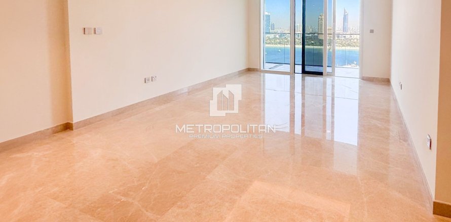 Квартира в EMAAR Beachfront, Dubai Harbour, Дубай, 2 спальни, 113м², № 15995