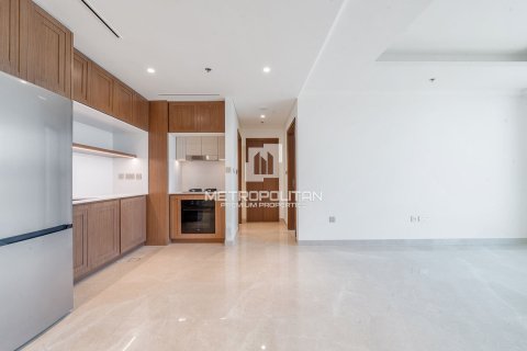 Apartment in EMAAR Beachfront, Dubai Harbour, Dubai 1 bedroom, 74 sq.m. № 16000 - photo 2