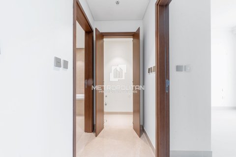 Apartment in EMAAR Beachfront, Dubai Harbour, Dubai 1 bedroom, 74 sq.m. № 16000 - photo 29