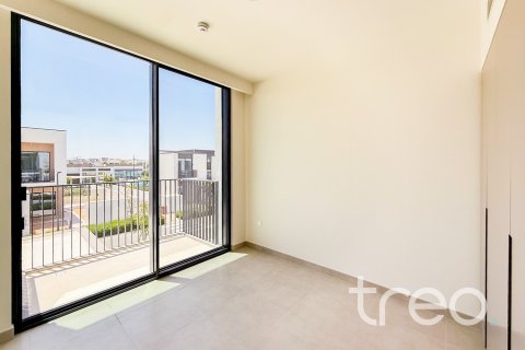 Townhouse in Arabian Ranches 3, Dubai 4 bedrooms, 298.59 sq.m. № 119870 - photo 8